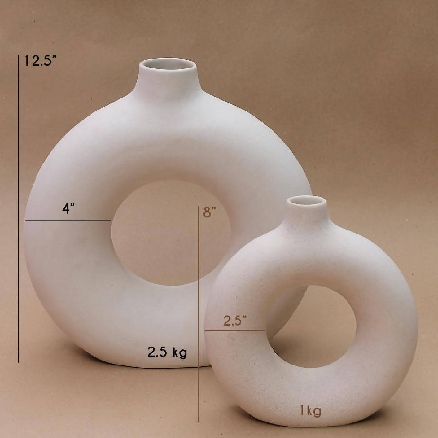 Luno Vase
