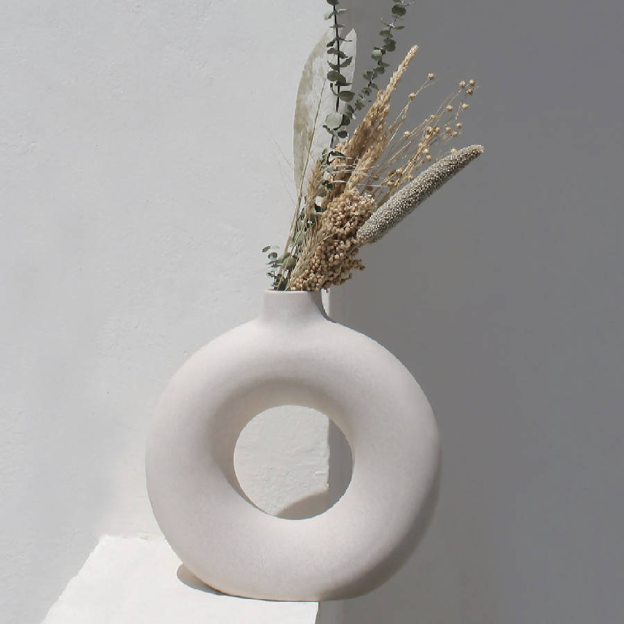 Luno Vase