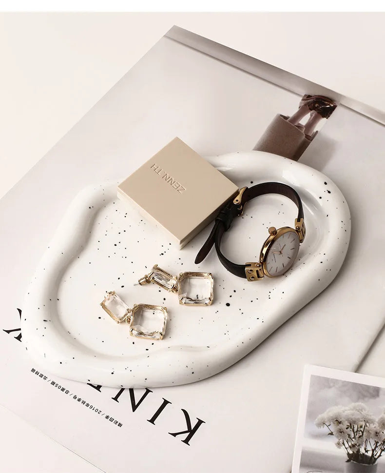 Muse Curve Tray