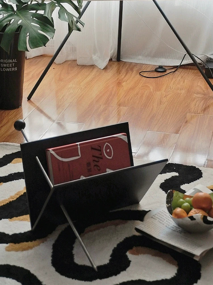 V-Shaped Modern Magazine Rack-3